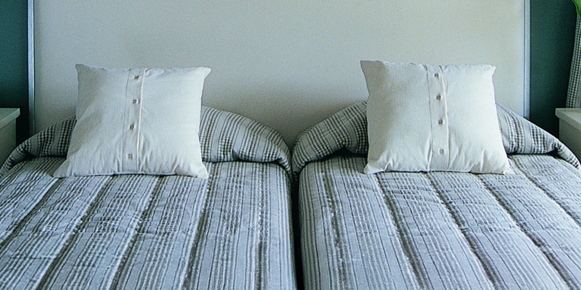 split king mattress with two twin beds and two duvets