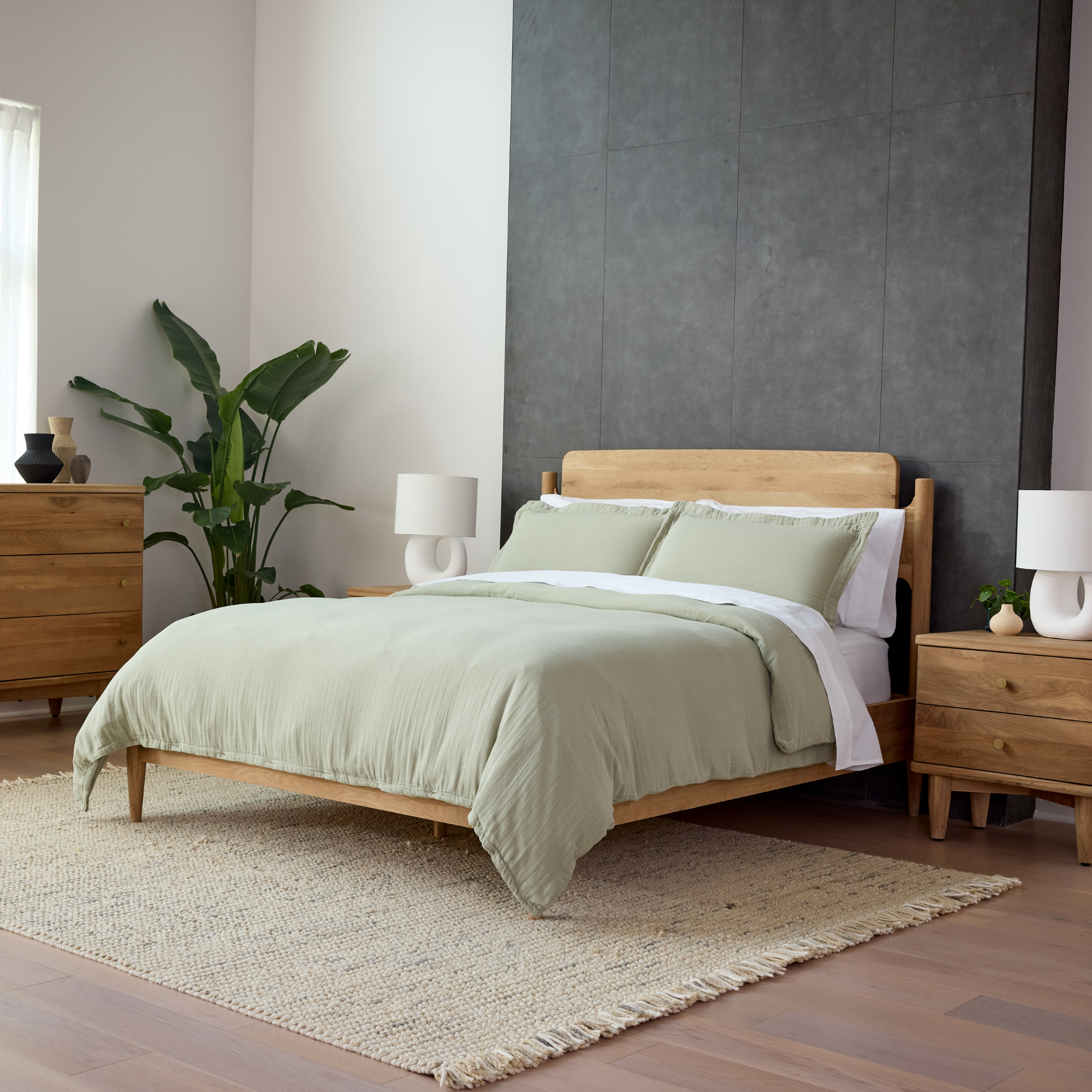 Duna Verde FSC®-Certified White Oak Bed